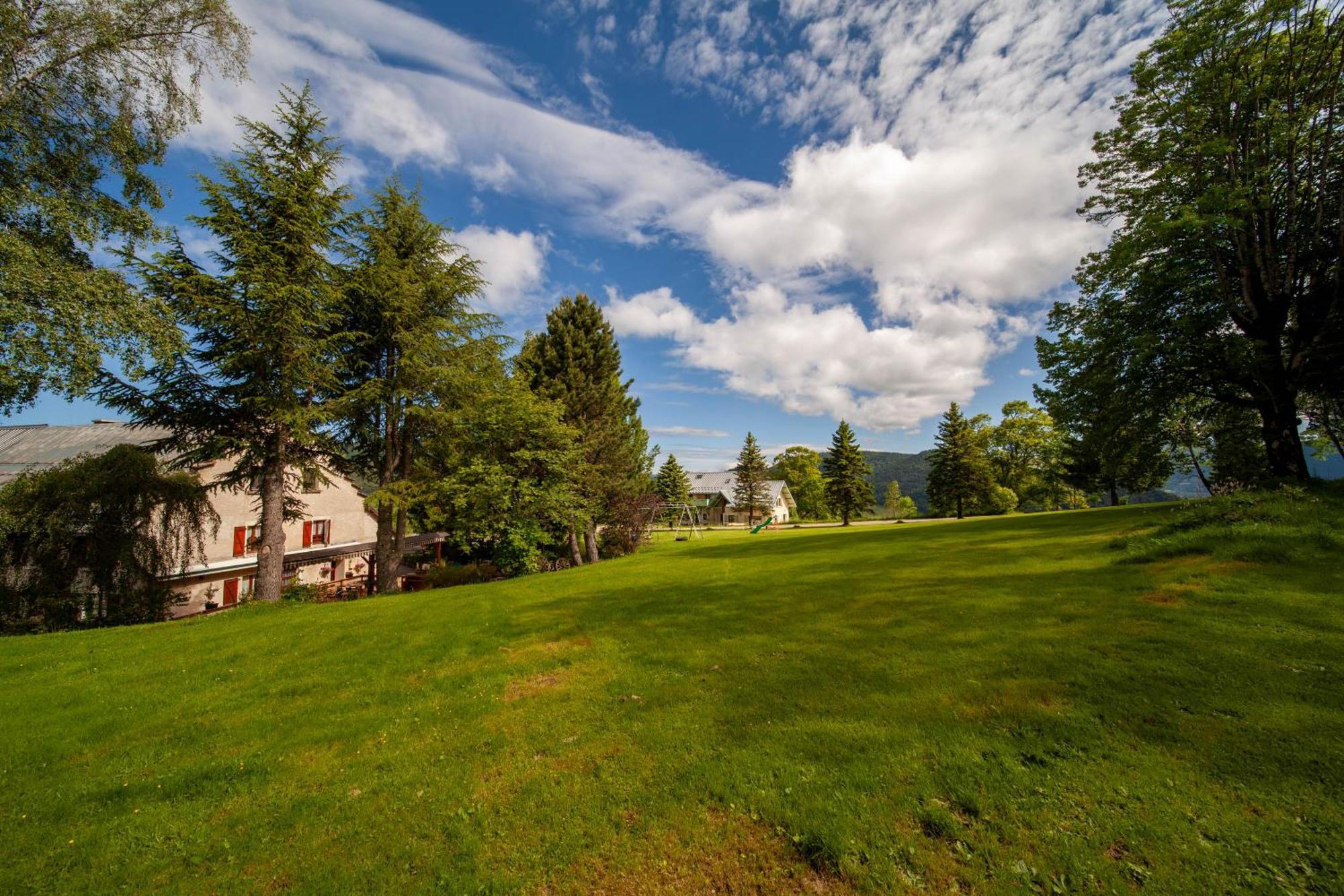 Auberge des Montauds Villard-de-Lans Exterior foto